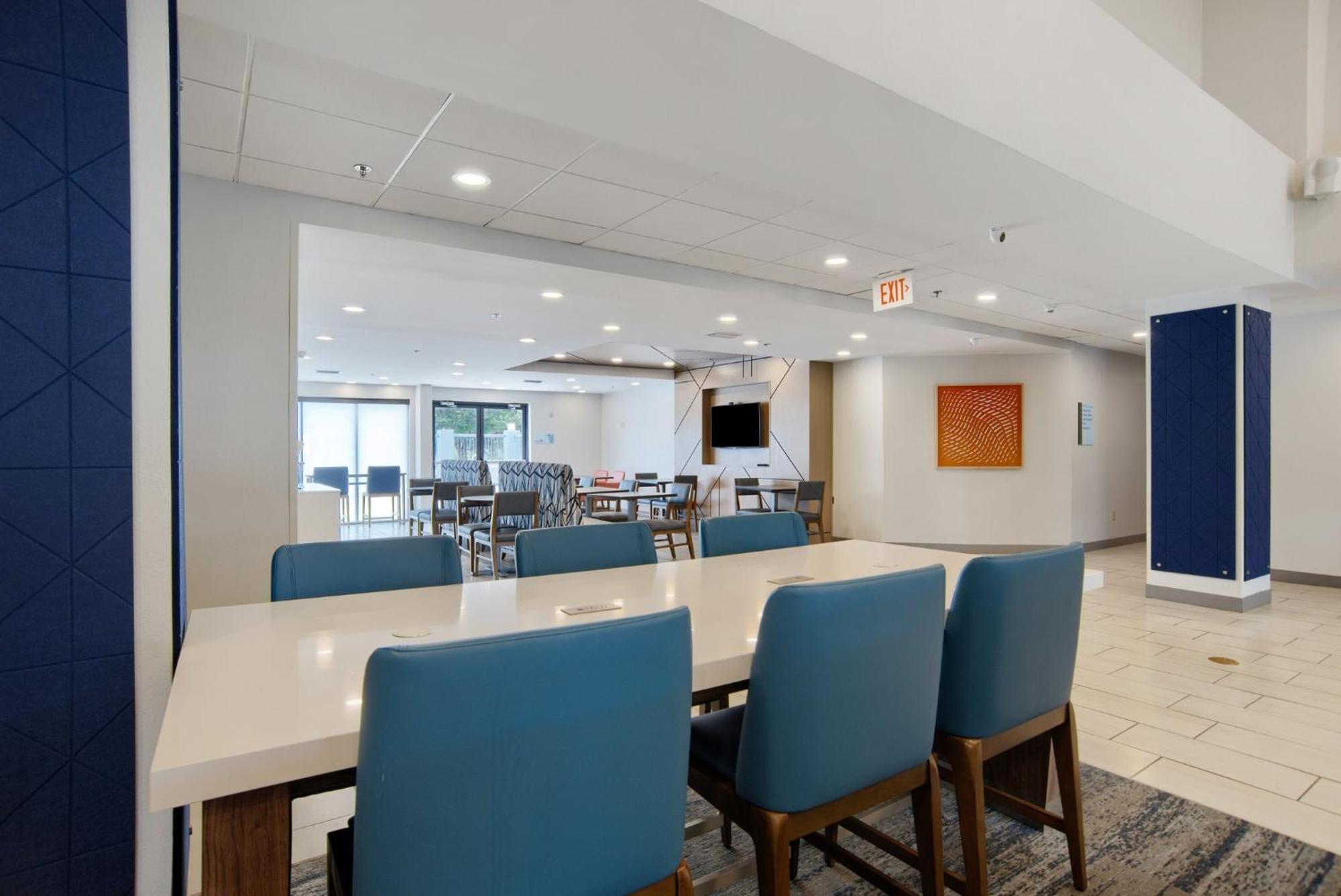 Holiday Inn Express & Suites - Mobile - I-65 By Ihg Экстерьер фото